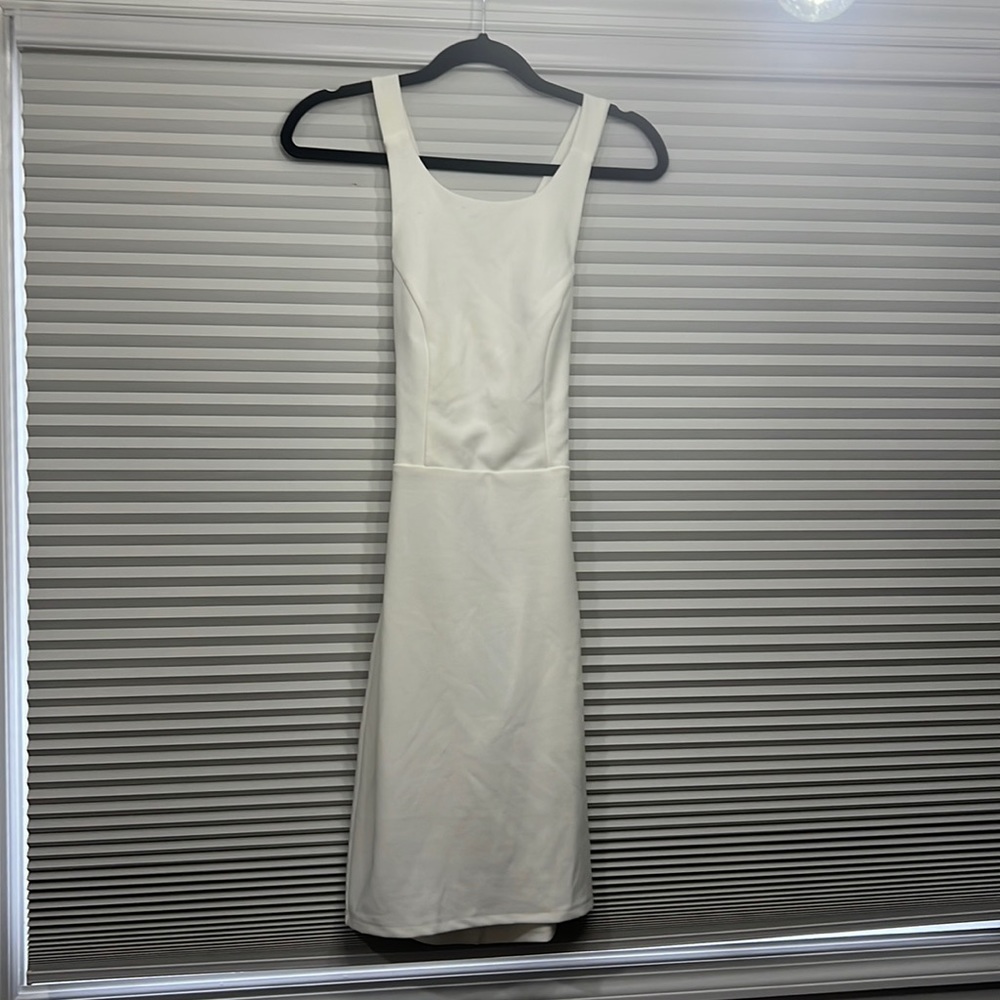 Lulu’s white open back dress